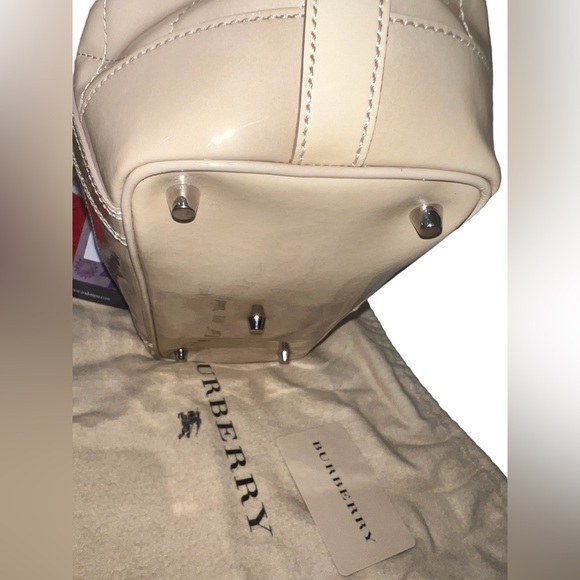 NWOT Burberry Beige Patent Quilted Leather Satchel Handbag - Picture 10 of 10